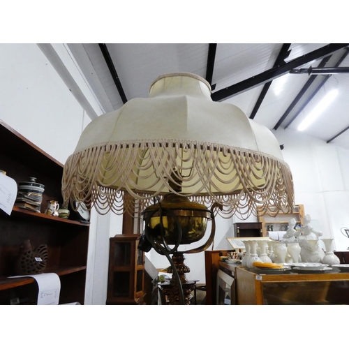 81 - A stunning antique brass telescopic lamp base with shade.