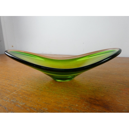 85 - A vintage oval apple green glass dish and a vintage triangular ruby glass dish.