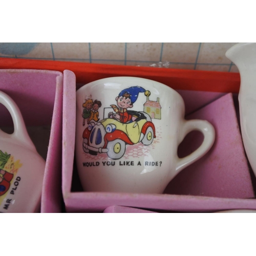 555 - A vintage boxed child's Noddy teaset.