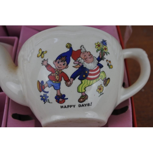 555 - A vintage boxed child's Noddy teaset.