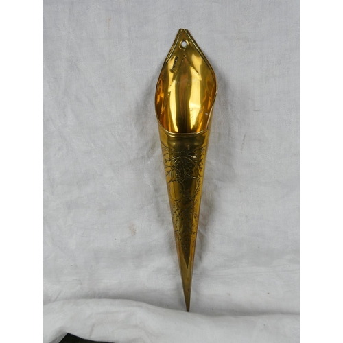 109 - A stunning brass cone holder for flowers.