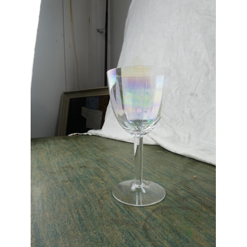 117 - A stunning set of six shimmer glass wine glasses.