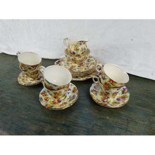 132 - A stunning Royal Winton 'Evesham' 21 piece tea set.