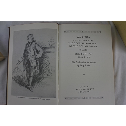 204 - A set of three boxed Folio Society books, 'The History & Fall of the Roman Empire' - Edward Gibbon.