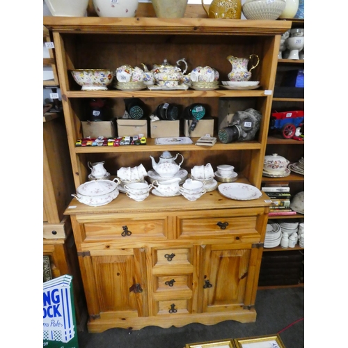 300 - A pine cottage style dresser.