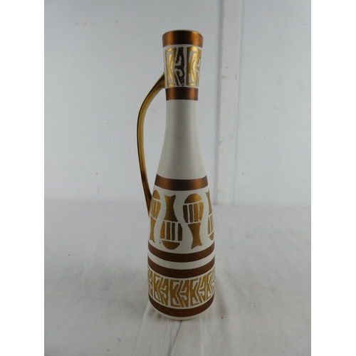 280 - A vintage German pottery vase.