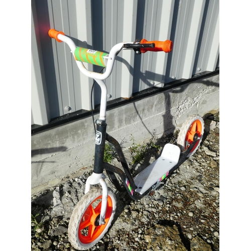 623 - A childs scooter.