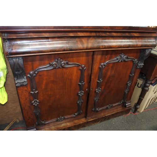 220 - A stunning antique mahogany sideboard with gallery mirror back.