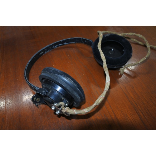 226 - A pair of vintage headphones.