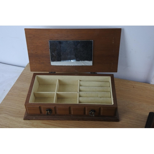 246 - Two wooden jewellery boxes.