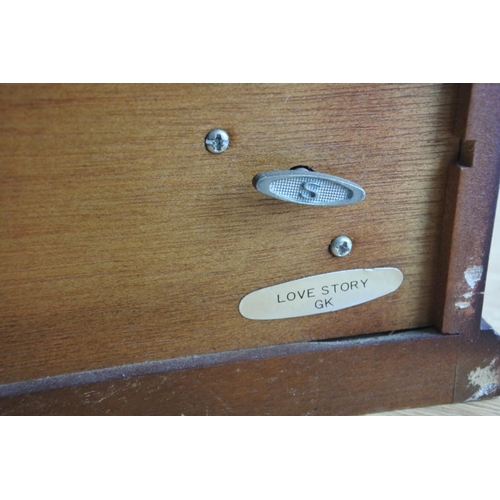 246 - Two wooden jewellery boxes.