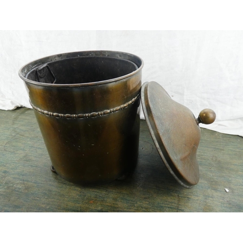 113 - A vintage lidded coal bucket.