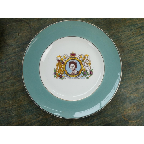 179 - Three Queen Elizabeth II Silver Jubilee plates.