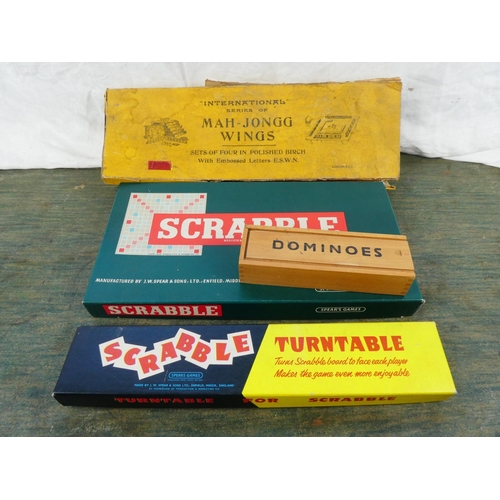 302 - An assortment of vintage board games.