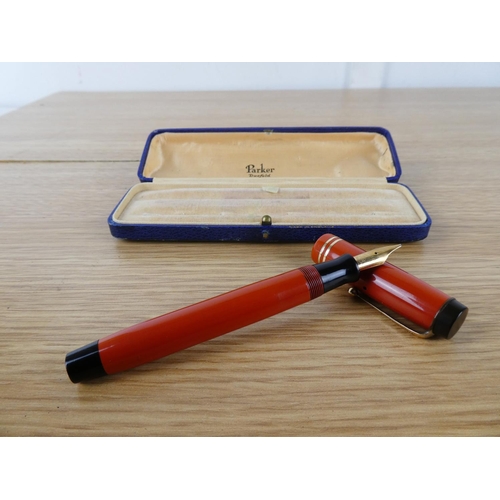 367 - A cased vintage Parker Duo-fold fountain pen & box.