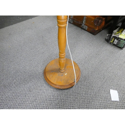 391 - A pine standard lamp base.