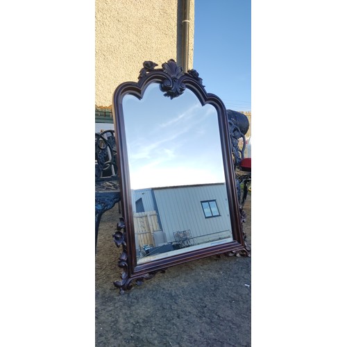 482 - A stunning antique style mirror.