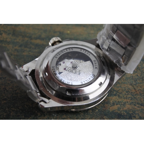 599 - 3 Gents fashion wristwatches.