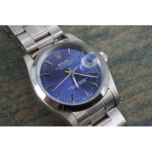 599 - 3 Gents fashion wristwatches.