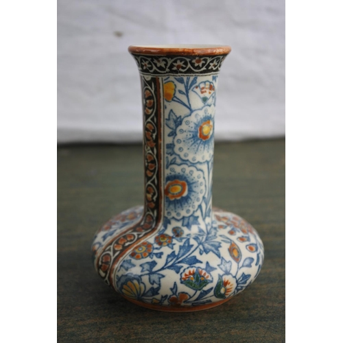 675 - A vintage Sylvac flower vase, a small antique vase, a vintage Royal Winton 'Kew' pot (a/f).