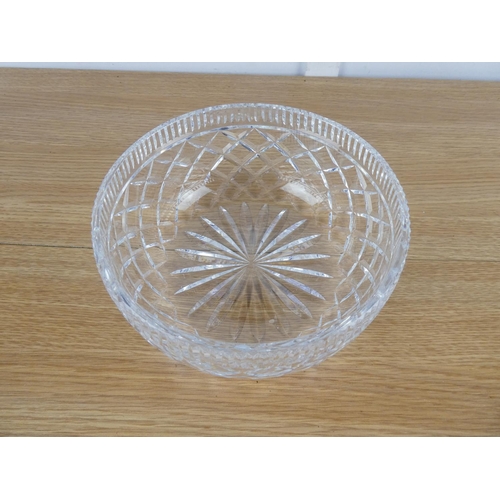 830 - A stunning Waterford crystal salad bowl.