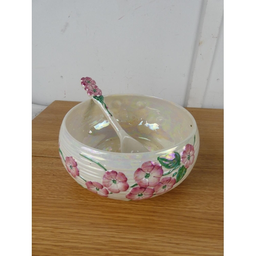 850 - A stunning Maling salad bowl and spoon and a Maling 'Peony Rose' vase.