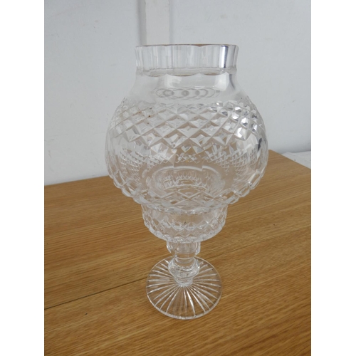 861 - A Tyrone crystal candleholder.