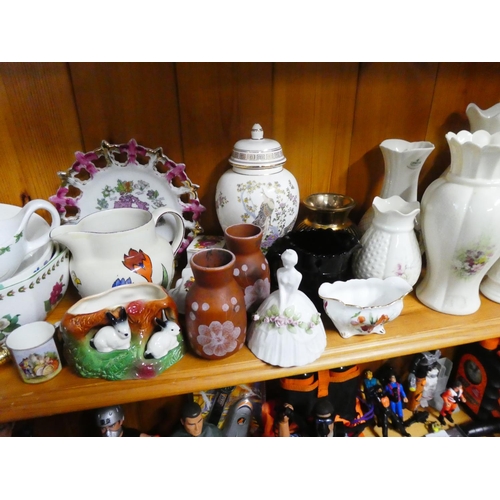 890 - A large lot of ceramics to include a small Hammersley bone china dish, Belleek and more.