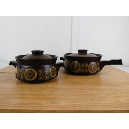 892 - A vintage Denby saucepan and lidded casserole dish.