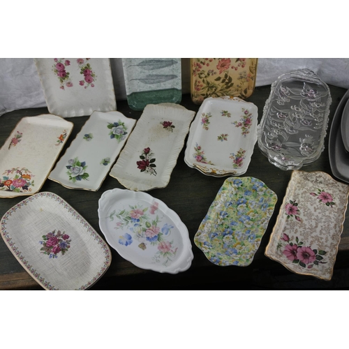 947 - A collection of sandwich tray to include Royal Albert 'Moss Rose' and more.