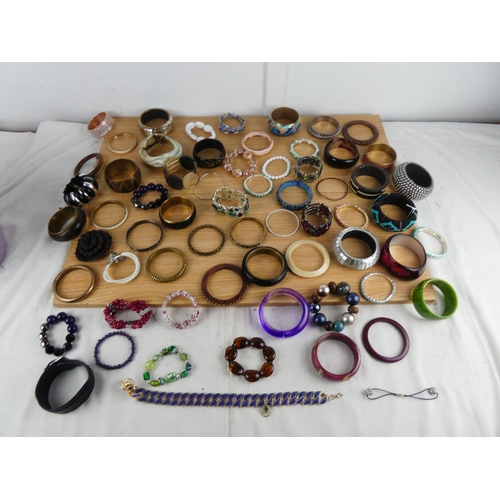 1009 - A large assortment of costume jewellery.