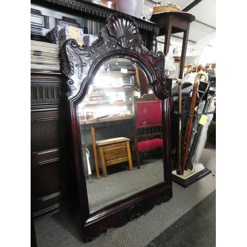 1017 - A stunning antique style hall mirror, measuring 119cm x 68cm.