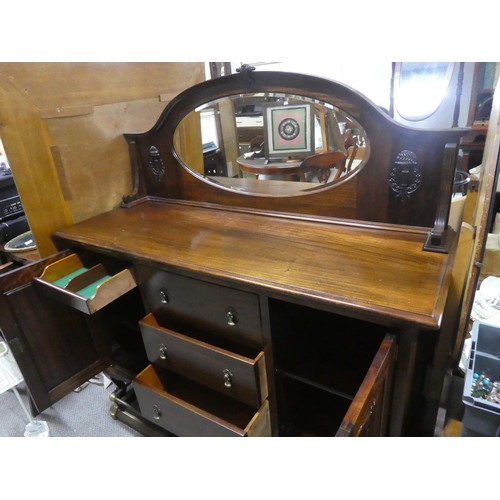 1057 - A stunning antique mahogany mirror backed sideboard, measuring 157cm x 152cm x 55cm approximately.