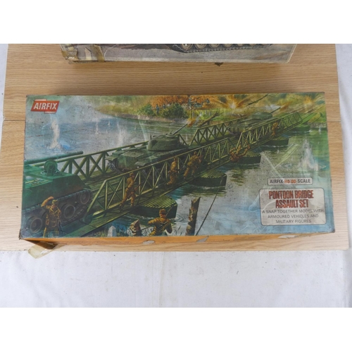 1068 - A vintage Tamiya Kamp F Panzer Leopard Kit box and a vintage Pontoon Bridge Assault Set box with som... 