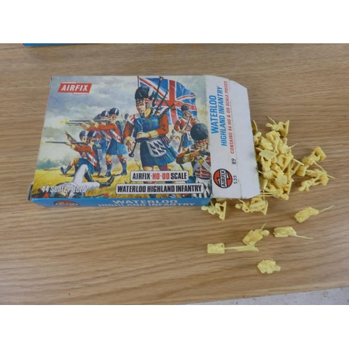 1082 - Four vintage boxed Airfix military soldiers to include Waterloo Highland Infantry, Waterloo British ... 