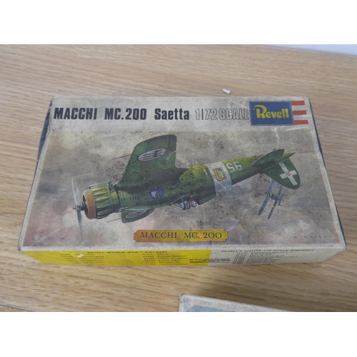 1089 - A vintage Reveill Macchi Mc200 box and four other Airfix boxes.