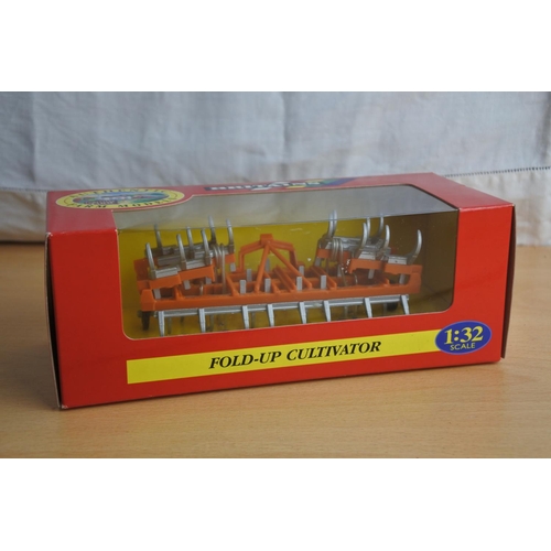 118 - A boxed Britains 'Fold-Up Cultivator scale 1:32.