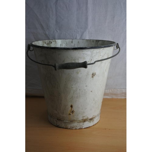 97 - A vintage enamel water bucket.