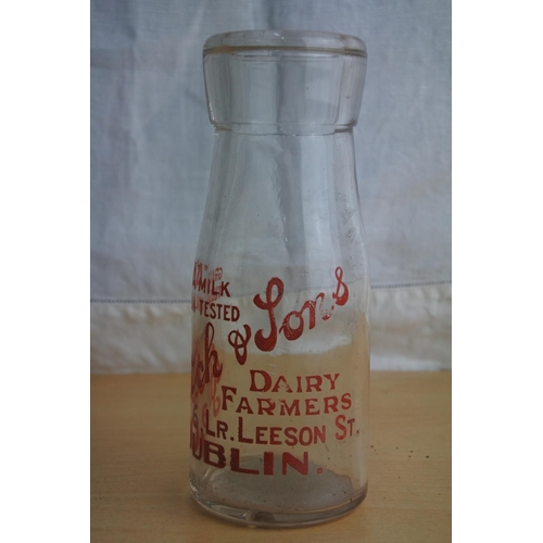 47 - A vintage Hatch & Sons Dairy, Dublin milk bottle.