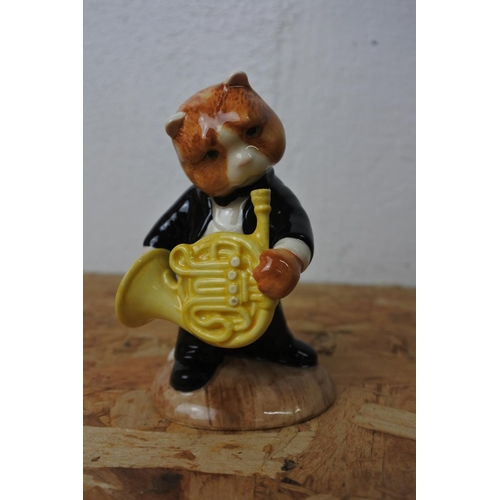 274 - A boxed Beswick cat band 'Bravura Brass'.