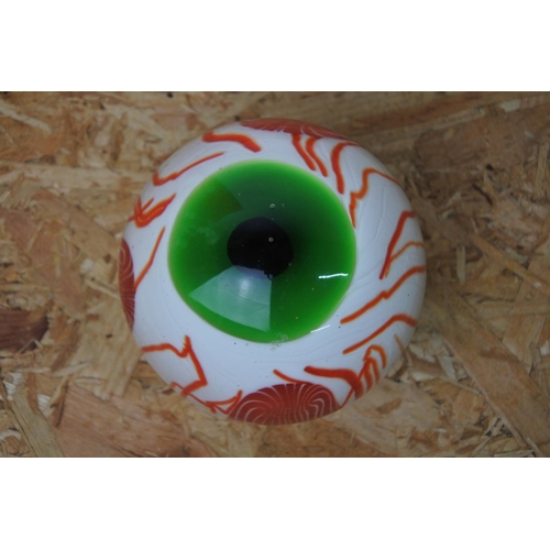 282 - A large glass 'Eyeball' paperweight.