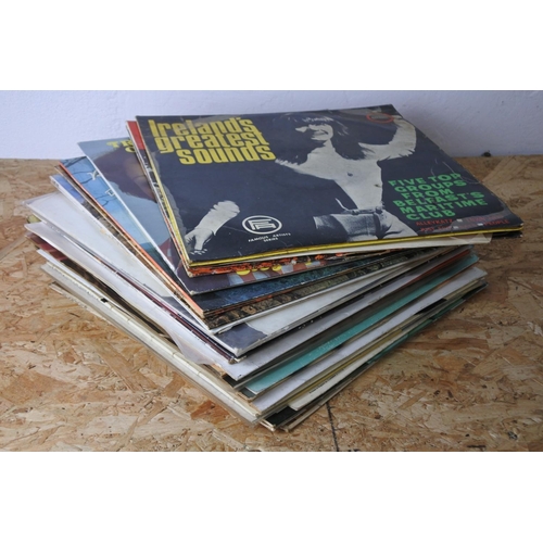 328 - A lot of assorted vintage records/albums to include Los Pekenikes, James Young, Johnny McEvoy, Rober... 