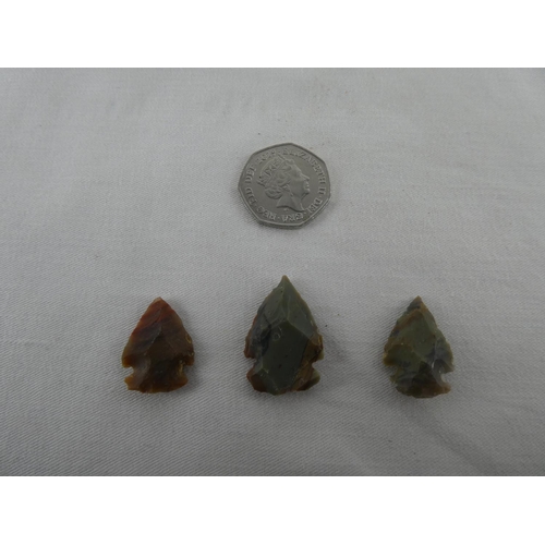 456 - An interesting lot of three small arrowheads