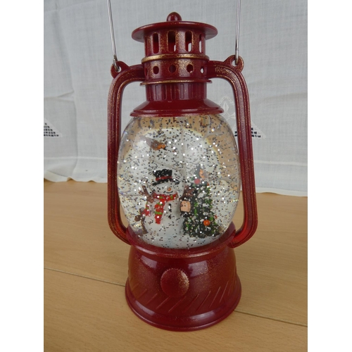 496 - A Christmas snow globe lantern.