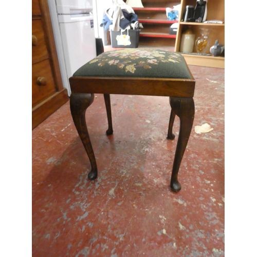 502 - A tapestry topped piano stool.