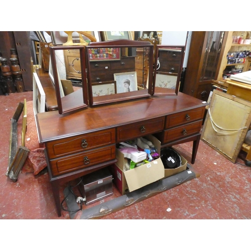 541 - A Rossmore mirror back dressing table.