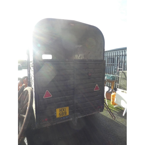 1096 - A Rice of Leistershire twin axle horse box trailer.