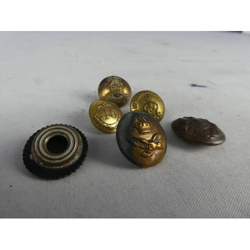 299 - An assortment of six British Military buttons to include a Crown and a Eagle RAF button and a Britis... 
