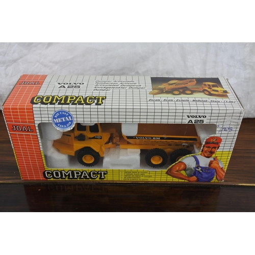 71 - A boxed Joal Compact Volvo A25 Articulated Dumper scale 1:50.