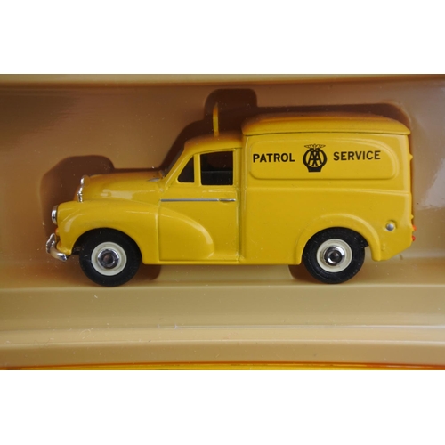 89 - Two boxed Van Guards VA1000 Morris Minor Van scale 1:43 and VA14009 Austin Seven Mini Van scale 1:43... 